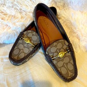 Coach Driving Moccasin Slip-on Women’s Shoe Size 9